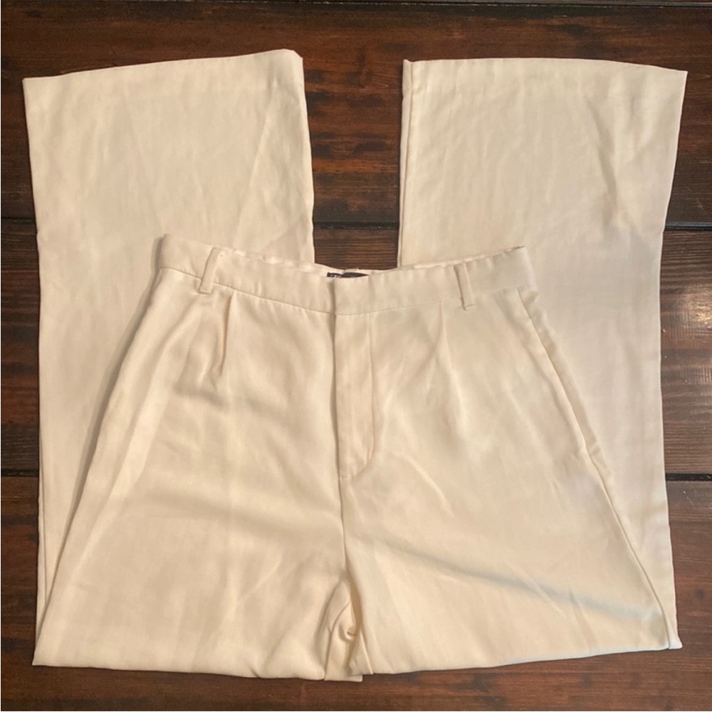 Zara | Women’s | cream | side slit hem | polyester blend | wide leg | L | pants